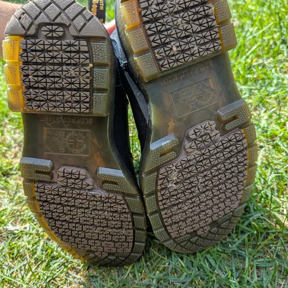 Black Leather Chelsea Boots - Picture 4 of 6